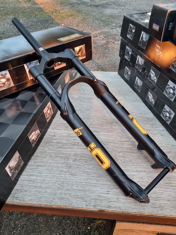 Suspensions VTT Öhlins: fourches RXF, amortisseurs TTX