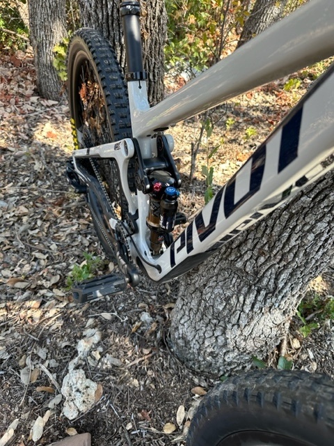 2022 Pivot Switchblade - Mojave - Pro X01/Carbon Wheel - MD For Sale