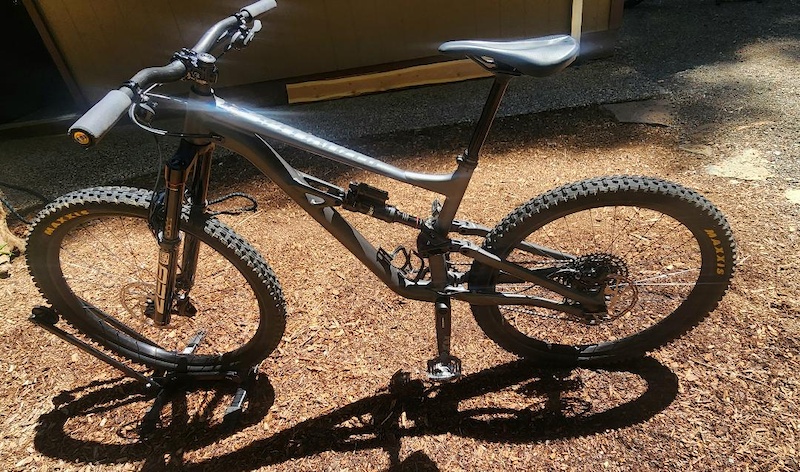 2022 Specialized Status 160, 170 mm better than new S4 For Sale