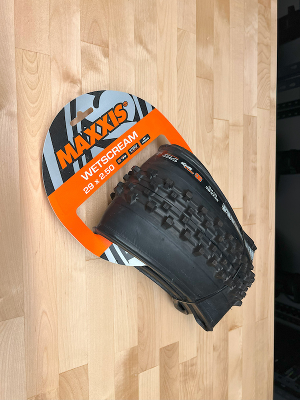 Maxxis discount wetscream 29