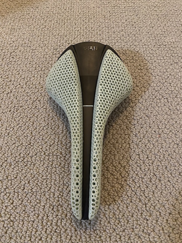 2022 Fizik Antares Versus 00 Evo Adaptive LRG Saddle For Sale