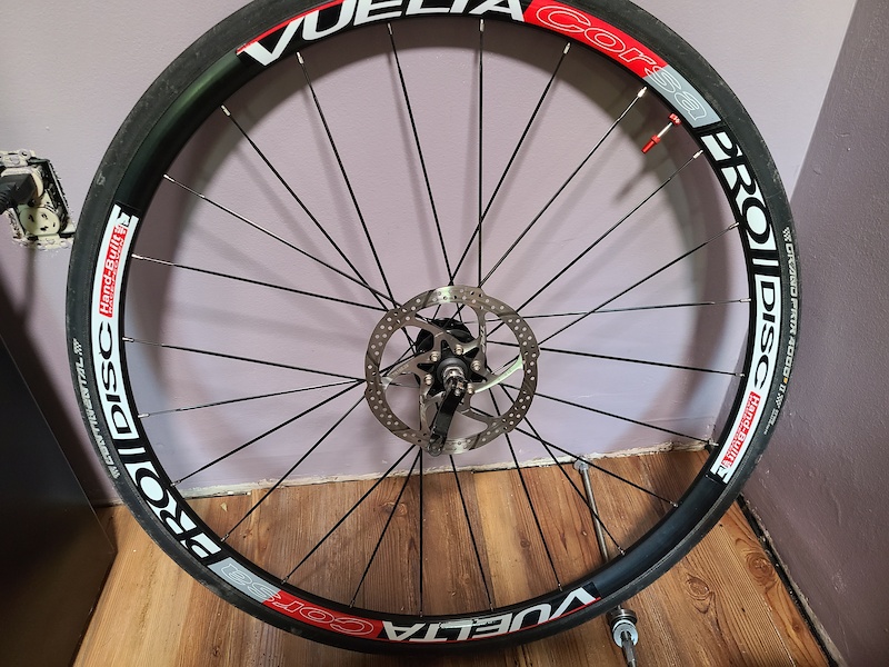 Vuelta cheap carbon wheels