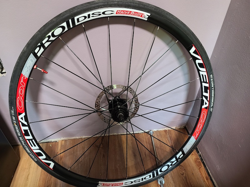 Vuelta corsa pro hd road hand built discount wheelset