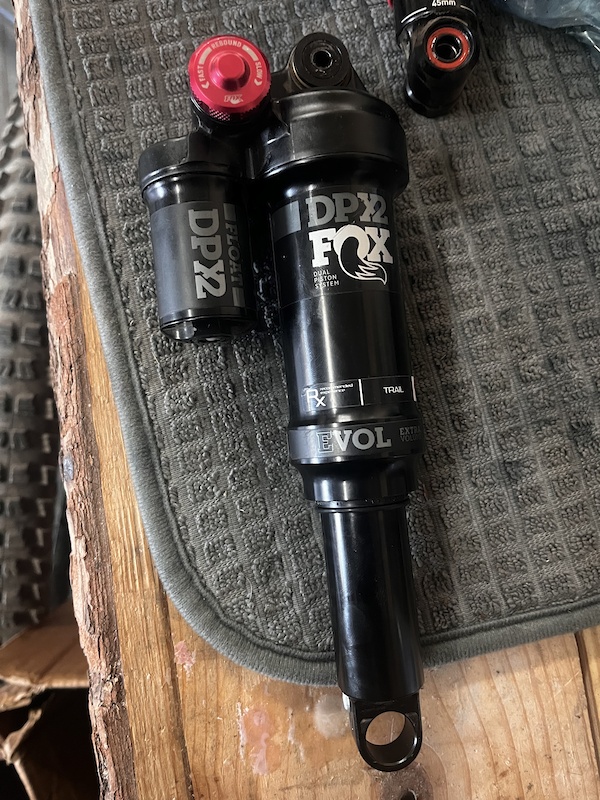 FOX FLOAT DPX2 リアサスペンション210x50