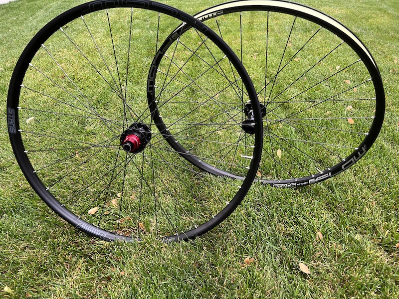 stan's flow ex3 29 wheelset