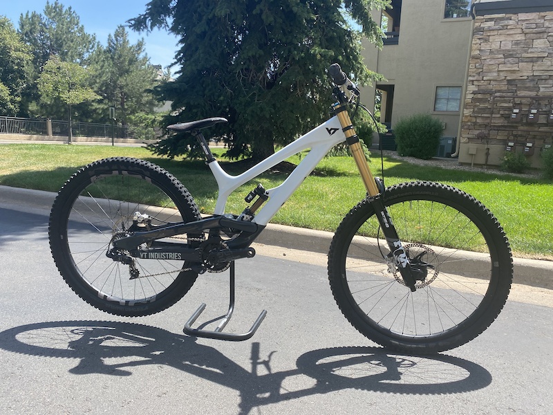 Yt tues cf hot sale pro race 2019