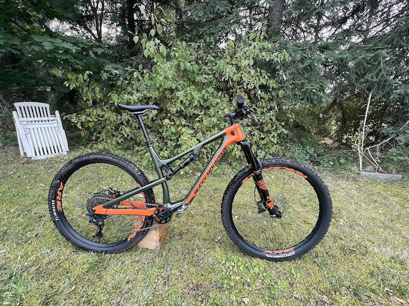 specialized hotrock 12 used