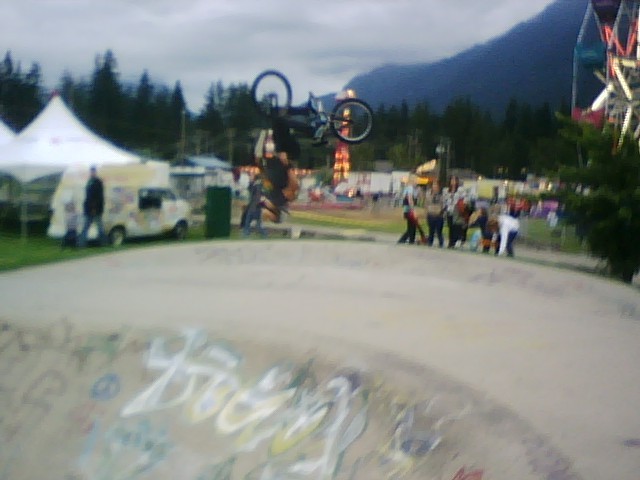 BACKFLIP TO FLAT!!!!!!
Taken From Cell phone so its crappy
Ronnie is god at brigade days