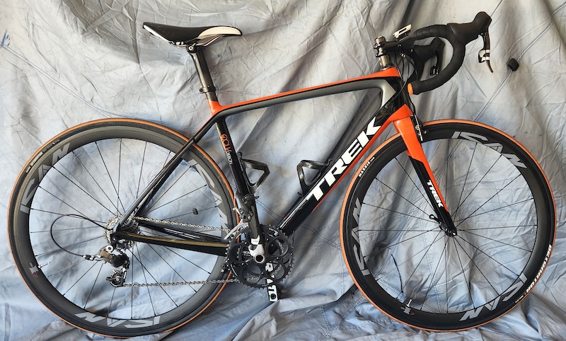 2013 Trek Madone 6.5 with multiple accessories For Sale