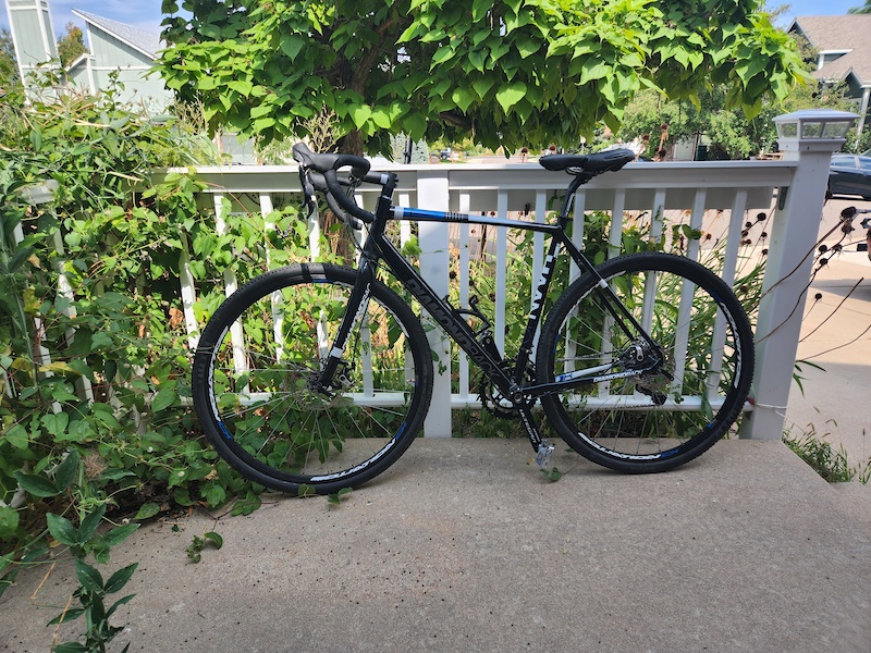 diamondback haanjo gravel bike