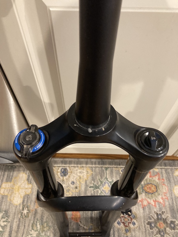 Rockshox Yari RC Fork 29 Plus 150mm | 51mm - Primeau Vélo