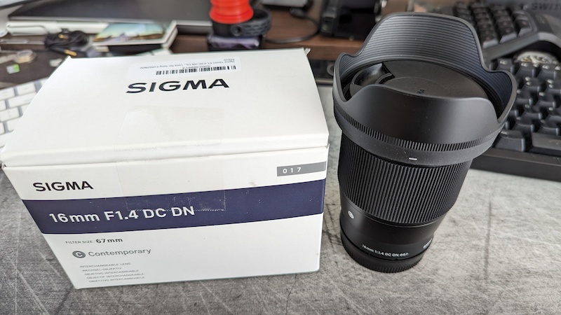 Sigma mm f1.4 DC DN Contemporary Sony E mount For Sale