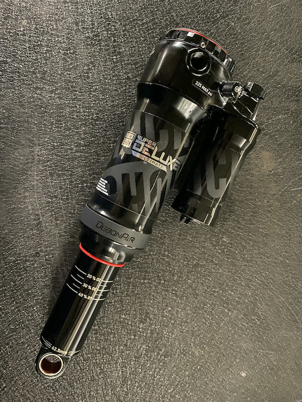 RockShox Deluxe Ultimate RCT 205x62,5 Mm: Ammortizzatore Posteriore Con LinearAir E 2 Gettoni