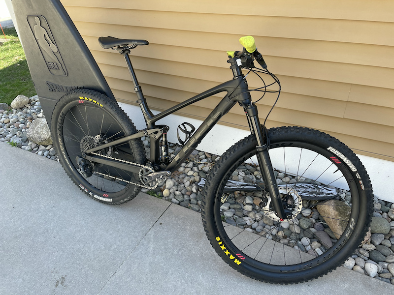 Trek top fuel 9.9 sales axs 2021