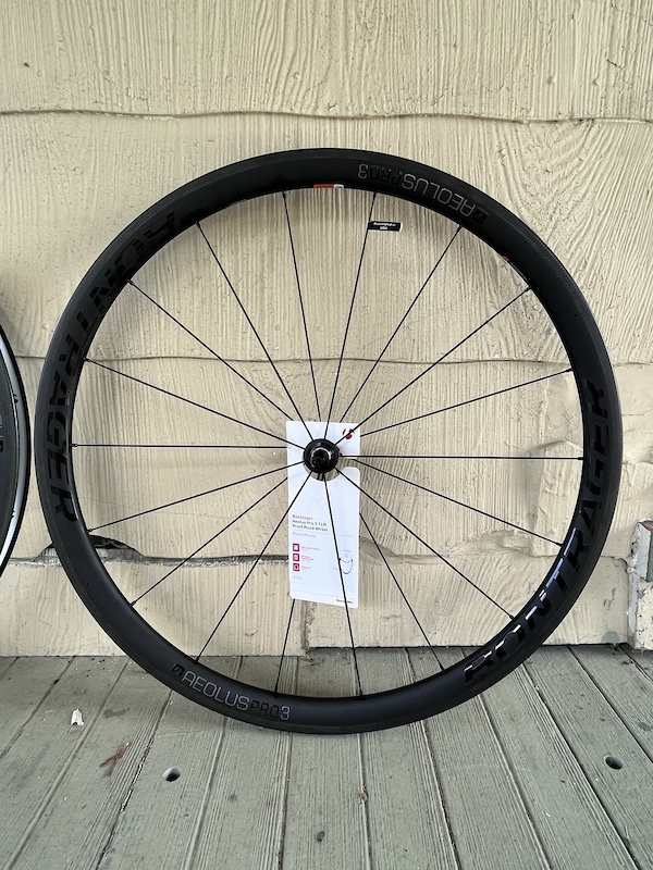 Carbon Wheels Bontrager Aeolus Pro Disc Weight Tubeless Ready