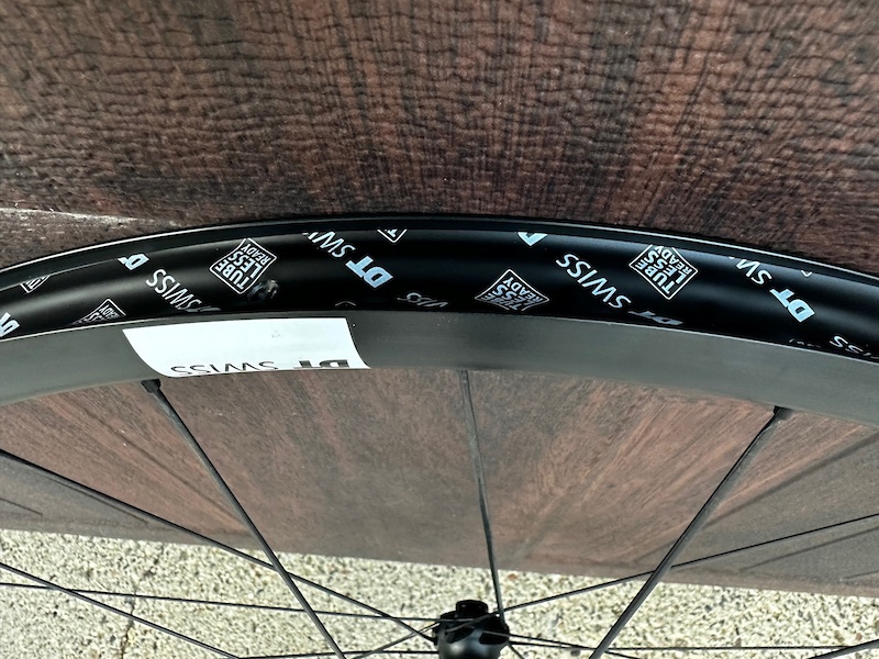 2023 DT Swiss G1800 spline 650b front wheel For Sale