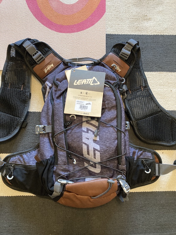 Leatt Dbx Xl Hydration Pack Graphite Nwt For Sale