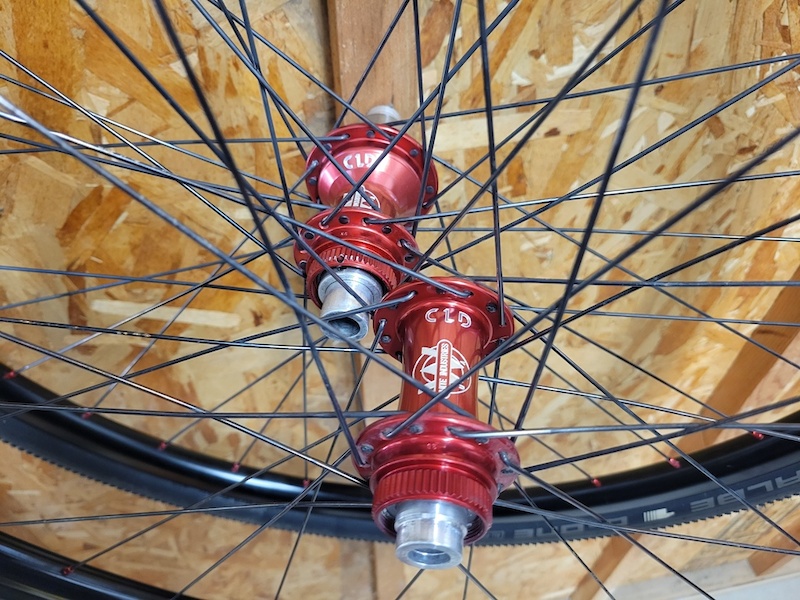 White Industries CLD Stans Grail Wheelset Red For Sale