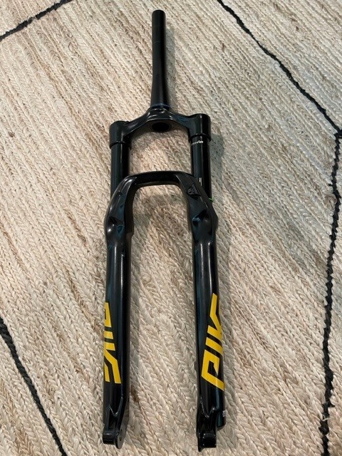 rockshox pike 140mm 27.5