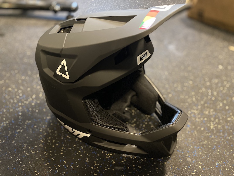 Leatt Gravity Helmet For Sale