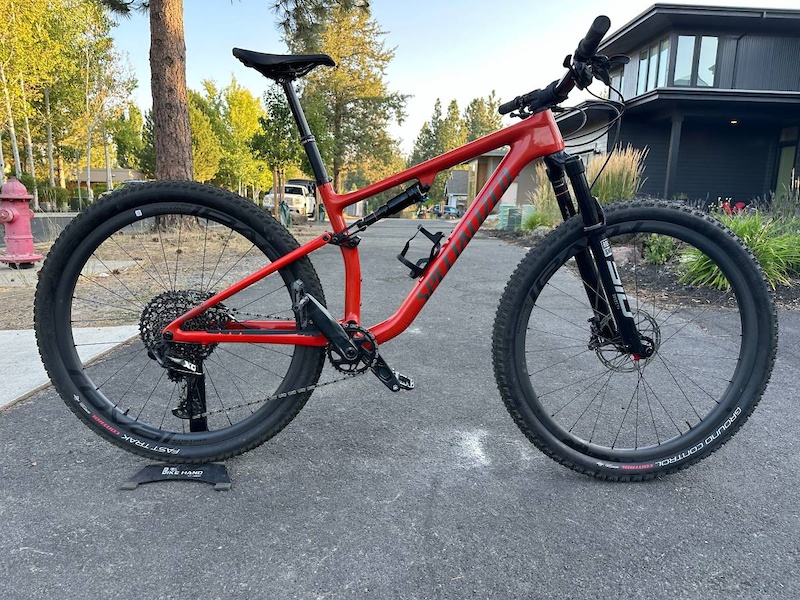 2021 Specialized Epic EVO Expert Carbon Medium For Sale