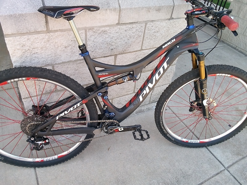 2016 pivot outlet mach 429