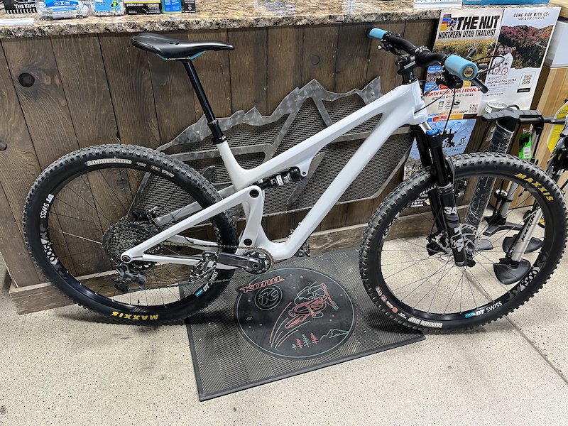 Yeti sb115 online c1