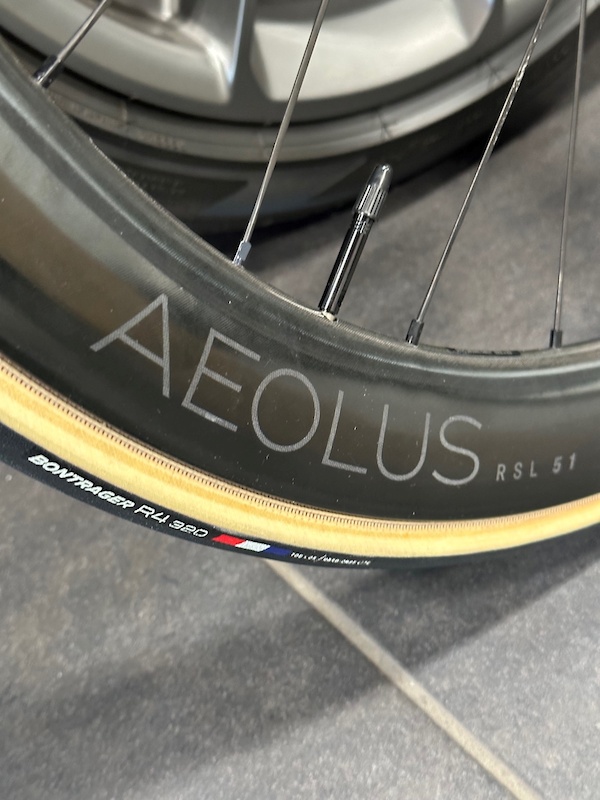 2023 Bontrager Aeolus RSL 51 TLR Disc Road Wheels For Sale