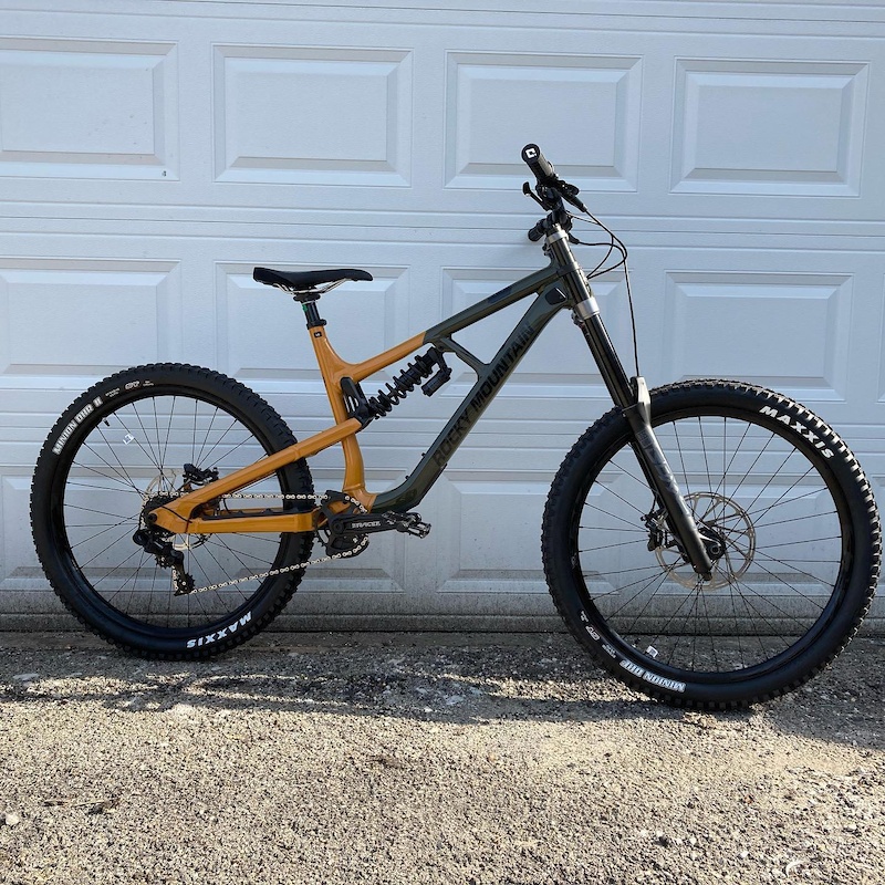 Rocky mountain best sale slayer a30 2021