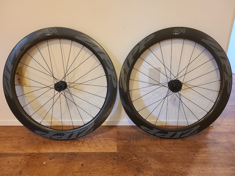 Zipp 404 NSW Tubeless Carbon Disc Wheelset For Sale
