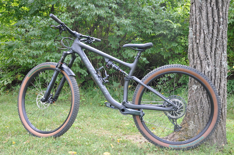 2022 Specialized Epic Evo Comp - Large For Sale