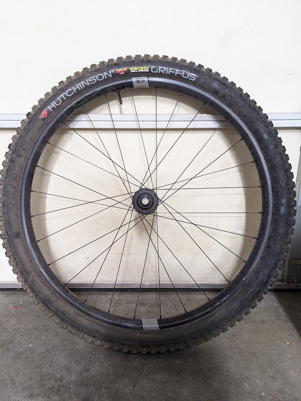2023 Crankbrothers Synthesis Enduro with Hutchinson Tires For Sale