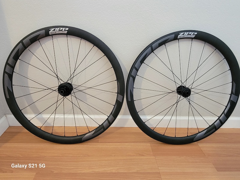 Zipp 303 firecrest clincher 2025 wheelset sale