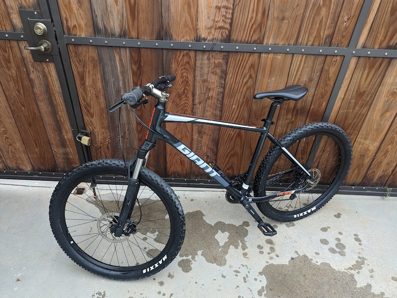 giant talon 2 27.5 mountain bike 2020