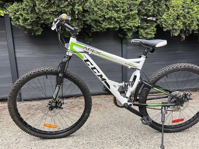 Ccm apex best sale mountain bike