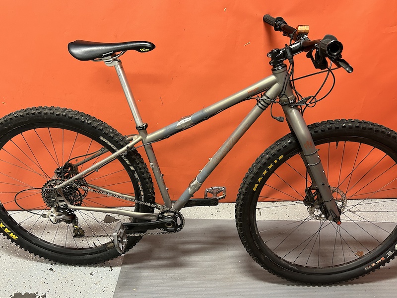 salsa fargo small
