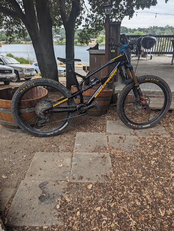 2019 nukeproof mega