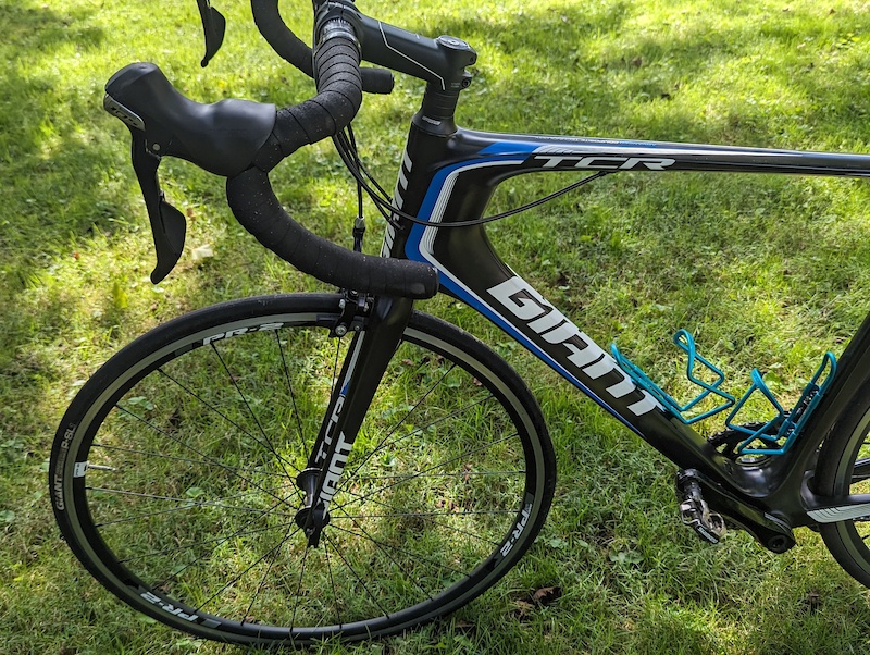 2015年モデル　GIANT TCR ADVANCED 2 size S 2015 Giant TCR Advanced 2 For Sale