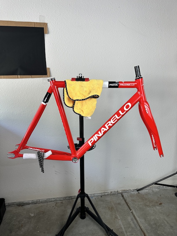 Pinarello cheap pista frameset