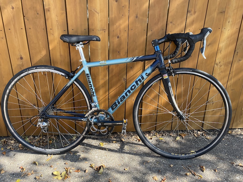 Vélo Bianchi ml3 alloy reparto corse Vélo Bianchi ml3 alloy reparto corse