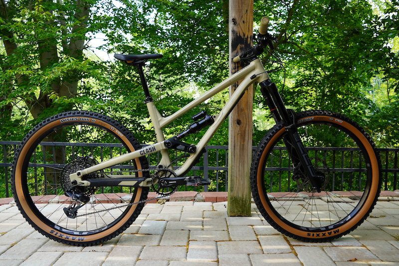 Commencal clash origin full suspension online bike