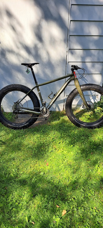 Cannondale fat discount tire mountain bike