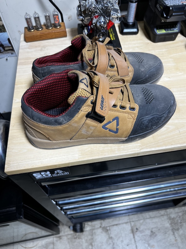 2023 Leatt 4.0 Clipless MTB Shoe For Sale