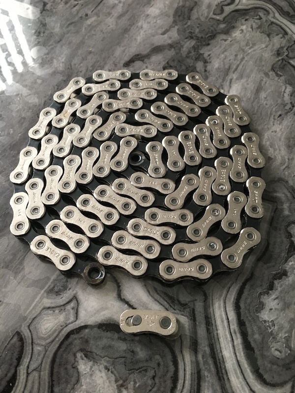 8/o - Finance SRA GX Eagle Hollow Pin 12-Speed Chain 126 Links with PowerLock, Silver/Gray
