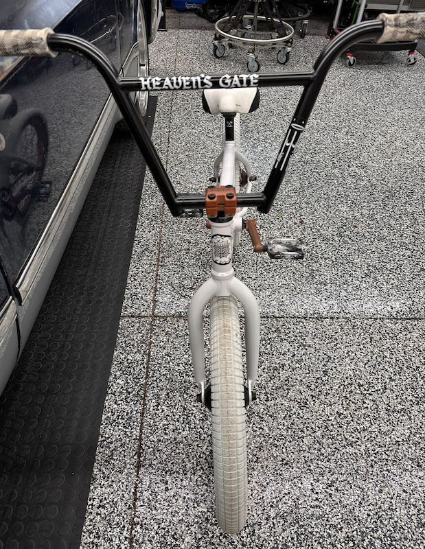 B404 CULT,★BMX★HEAVEN'S GATE★20インチ B404 CULT,☆BMX☆HEAVEN'S GATE☆20インチ