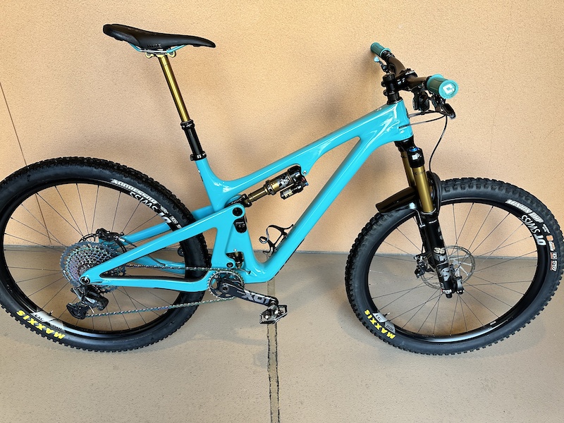 Yeti best sale sb130 large