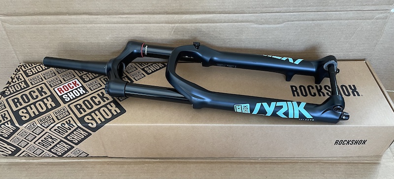 RockShox Lyrik Select+ Boost 160mm 46mm offset 27.5