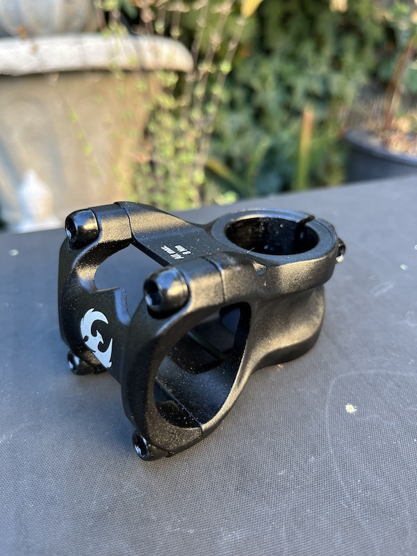 pivot phoenix stem