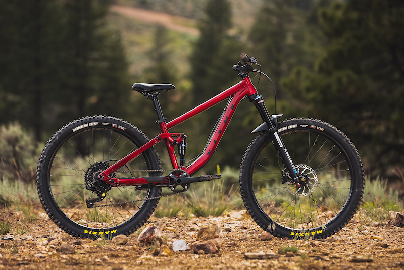 Vitus Launches New Kids' Mythique Full Suspension Bike - Pinkbike