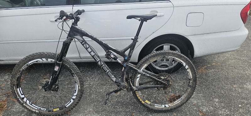 intense full suspension